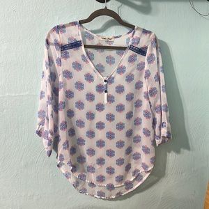 Women’s Wishful Park Blouse size M